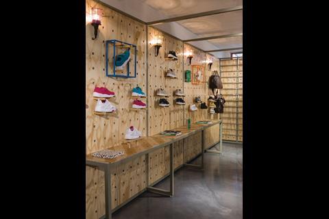 Puma Select’s Johannesburg store uses adapted and repurposed store design principals to create an innovative and flexible visual design.